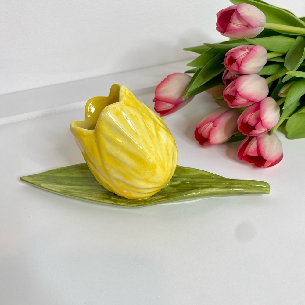 Stunning Vintage Italian Pottery Yellow Tulip Planter